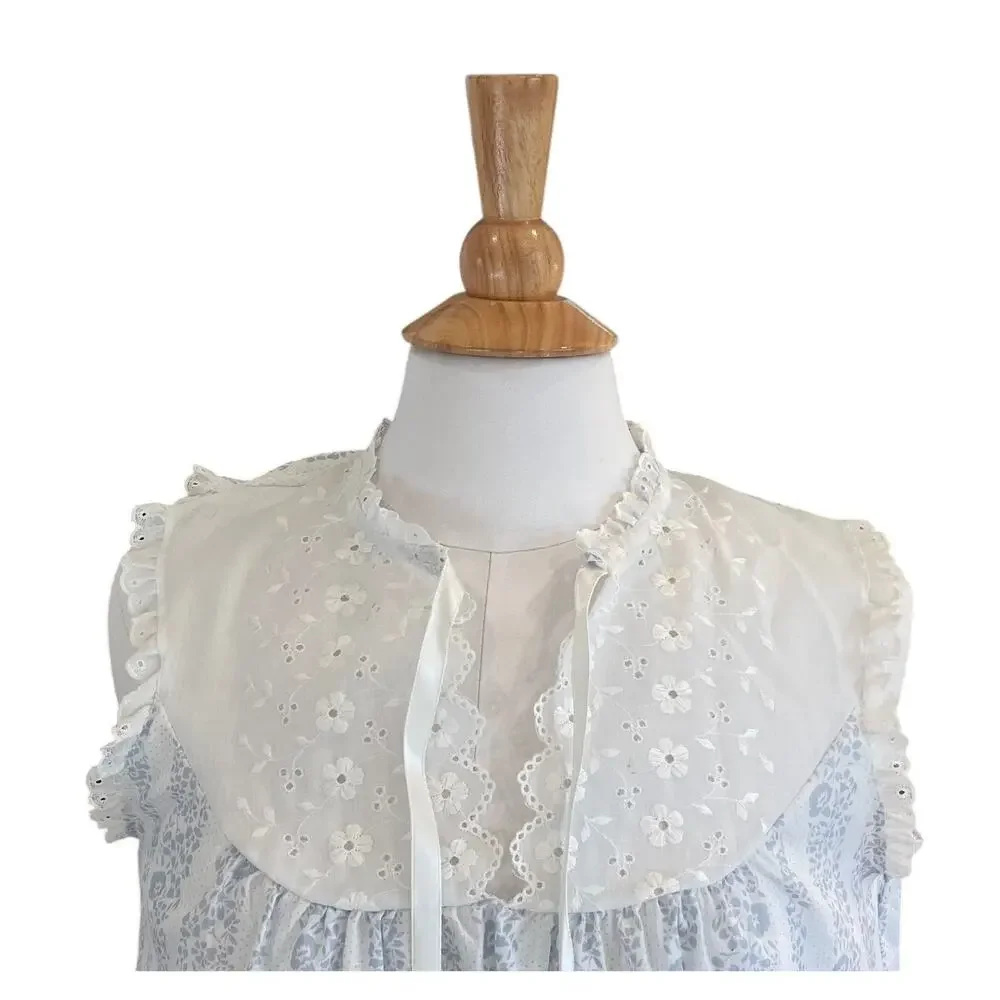 Vintage Violette Pastel Blue Floral Sleep Top, Eyelet, Ruffle, Size L